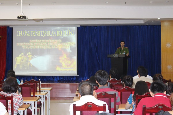 Tổng công ty Lâm nghiệp Việt Nam tổ chức huấn luyện và diễn tập PCCC năm 2014