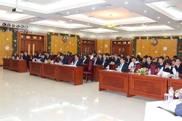 Tổng công ty Lâm nghiệp Việt Nam – Công ty cổ phần tổ chức Hội nghị người lao động, tổng kết hoạt động sản xuất kinh doanh năm 2016 và triển khai kế hoạch năm 2017